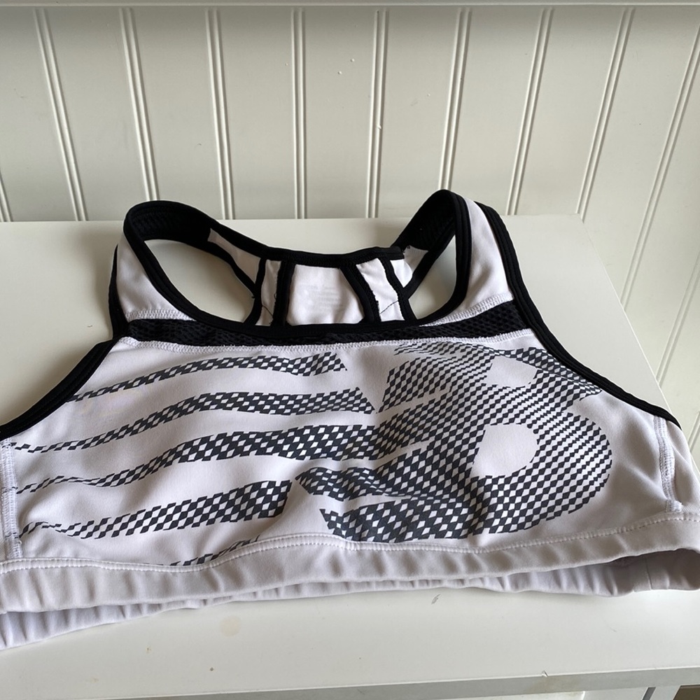 New balance sports bra